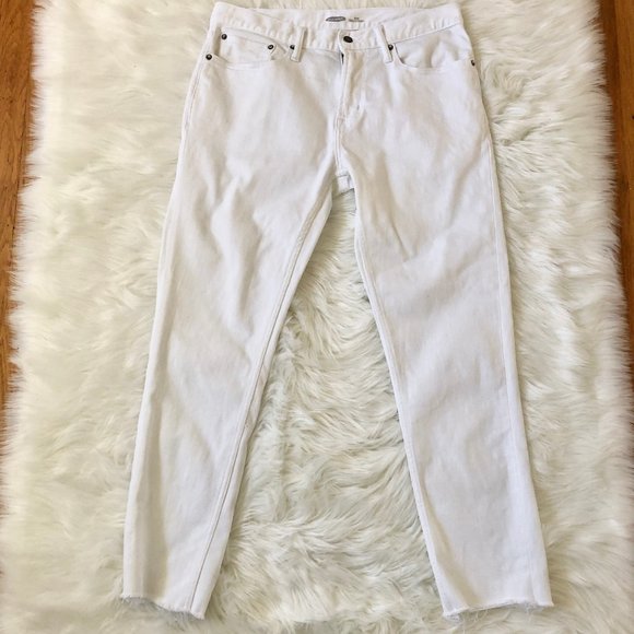 white raw edge jeans